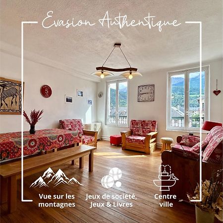 Evasion Authentique - Centre Ville - Jeux De Societe Barcelonnette Buitenkant foto